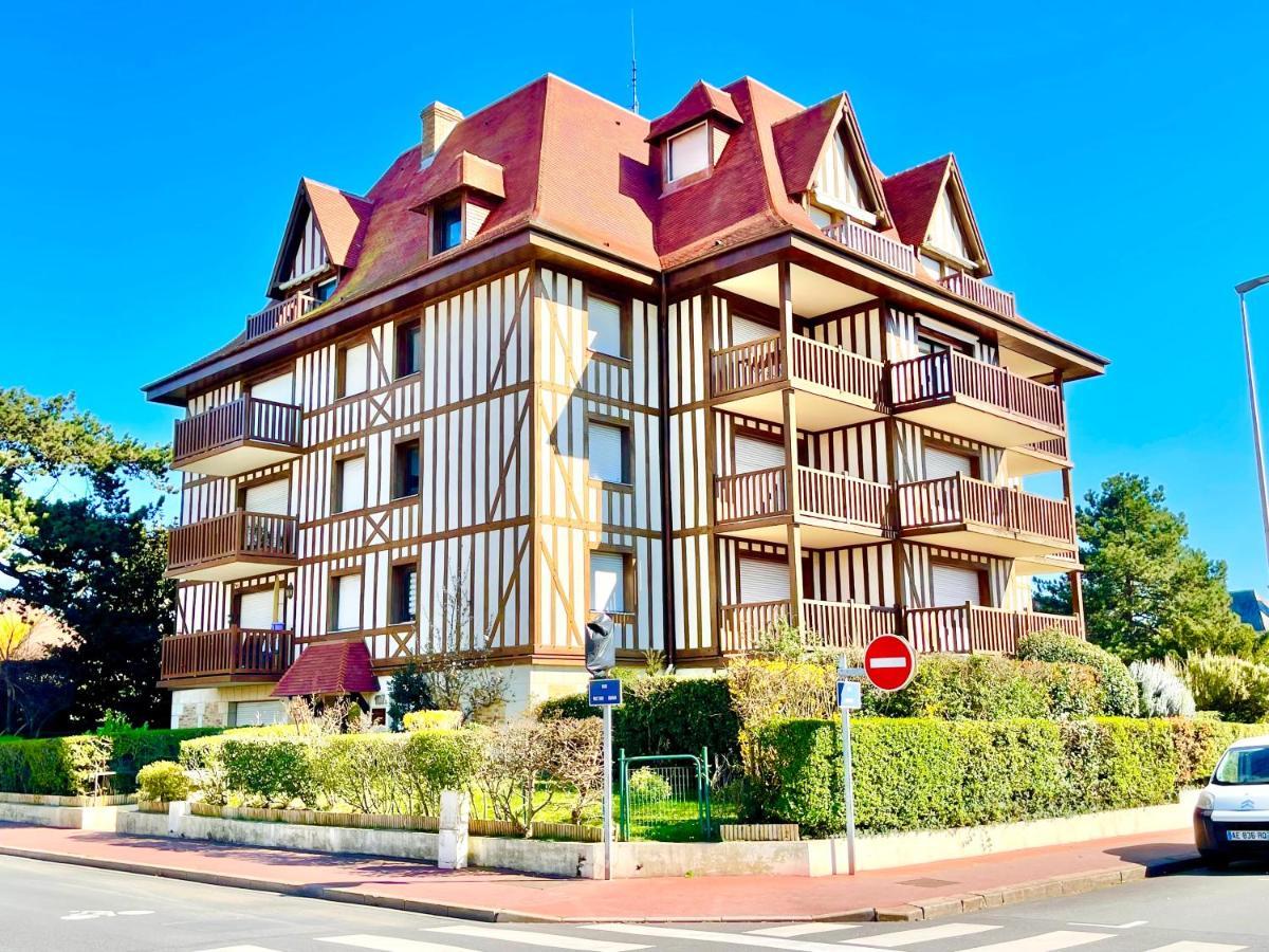 Echappee Chic - Balcon - 150 M Casino Deauville & Plage Luaran gambar